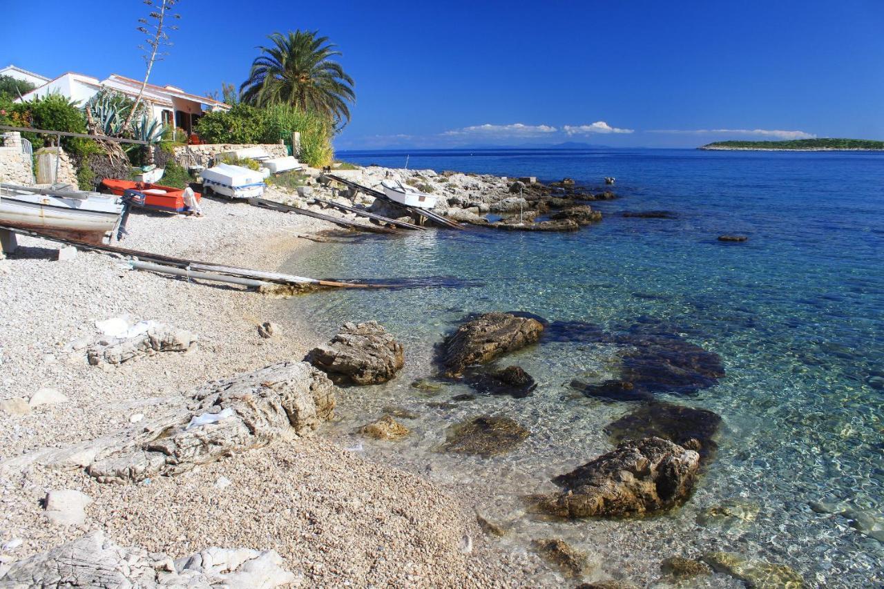 Apartments By The Sea Milna, Vis - 8895 Rukavac  Extérieur photo