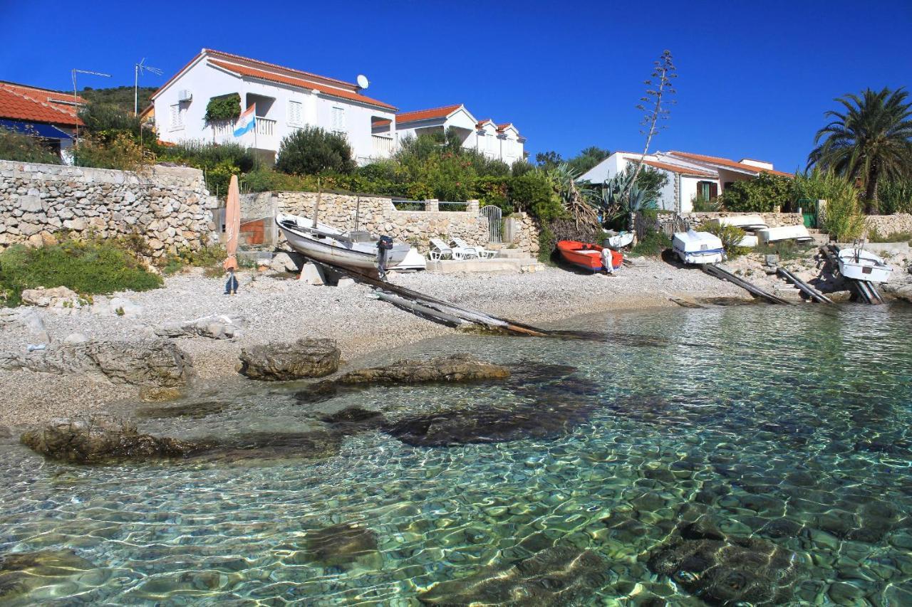 Apartments By The Sea Milna, Vis - 8895 Rukavac  Extérieur photo