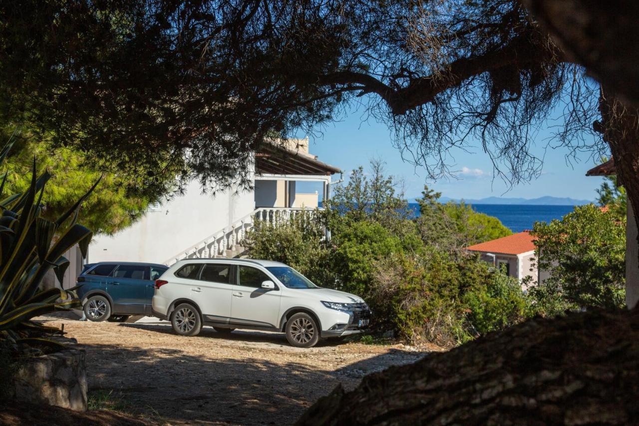 Apartments By The Sea Milna, Vis - 8895 Rukavac  Extérieur photo